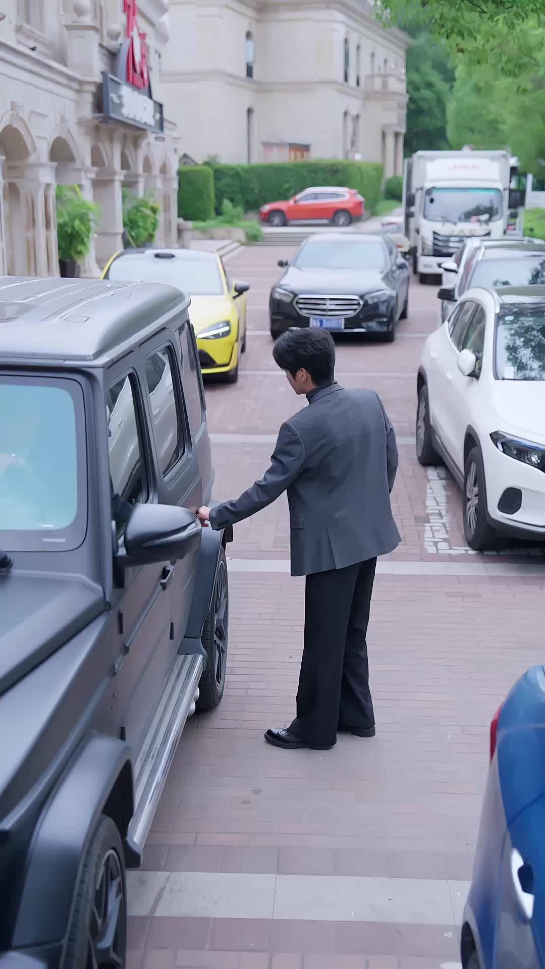 Tập 37 - Nam Thành Chờ Trăng Về